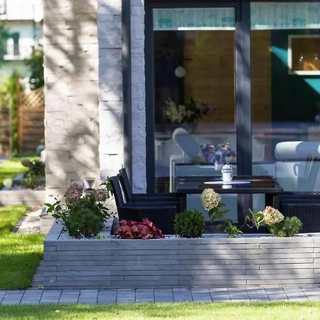 In Near אוסטרוני מורסקי